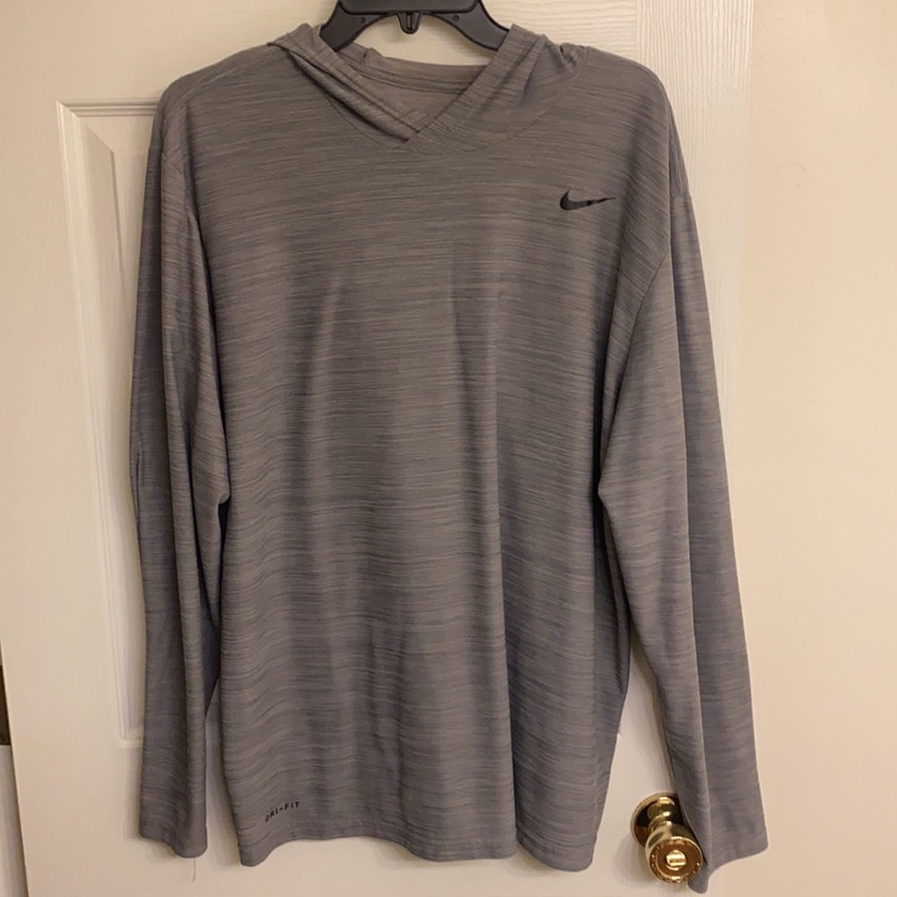 Nike hoodie, gray, rarely worn, in good condition, size men XL